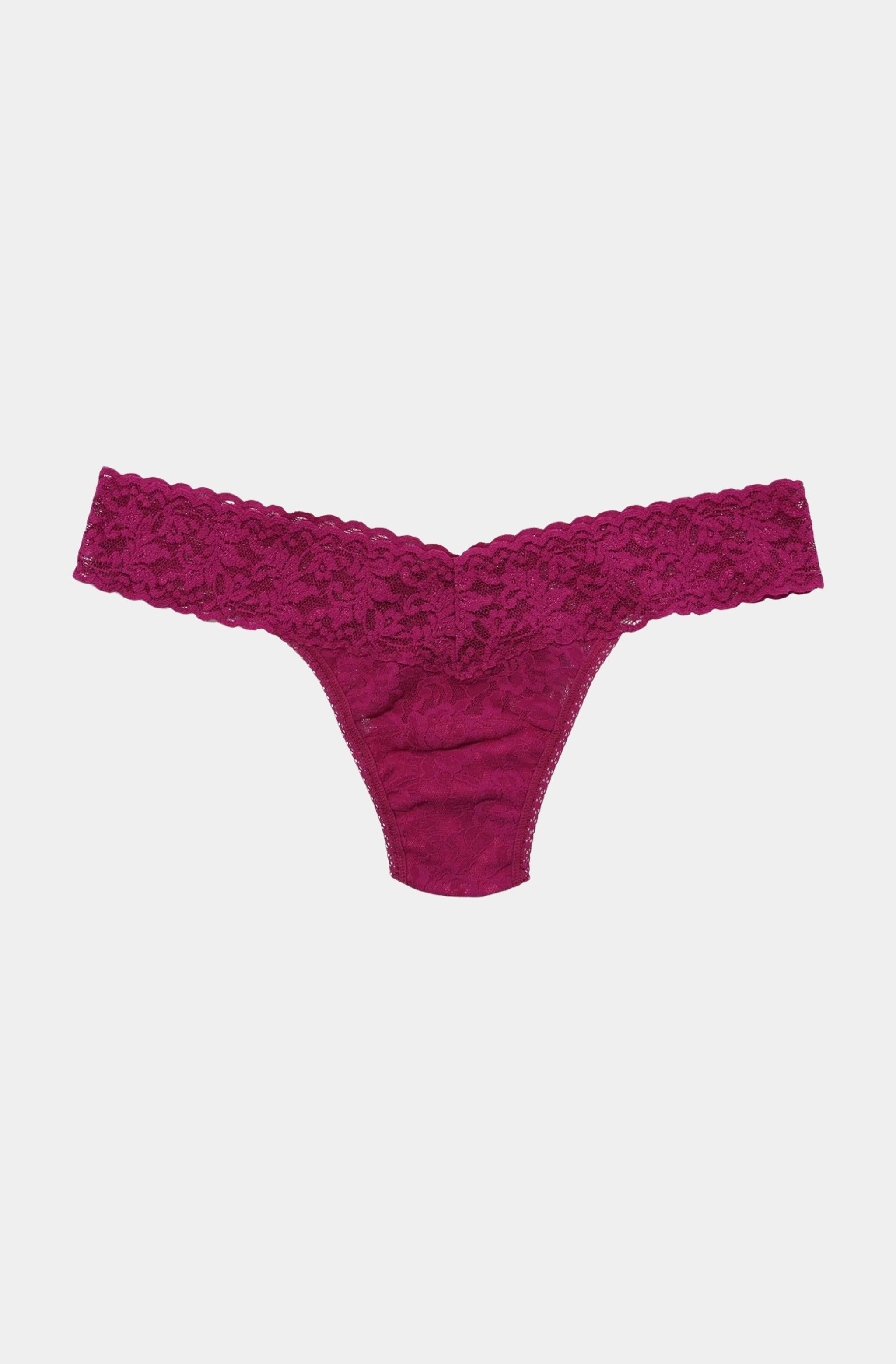 Signature Lace Low Rise Thong