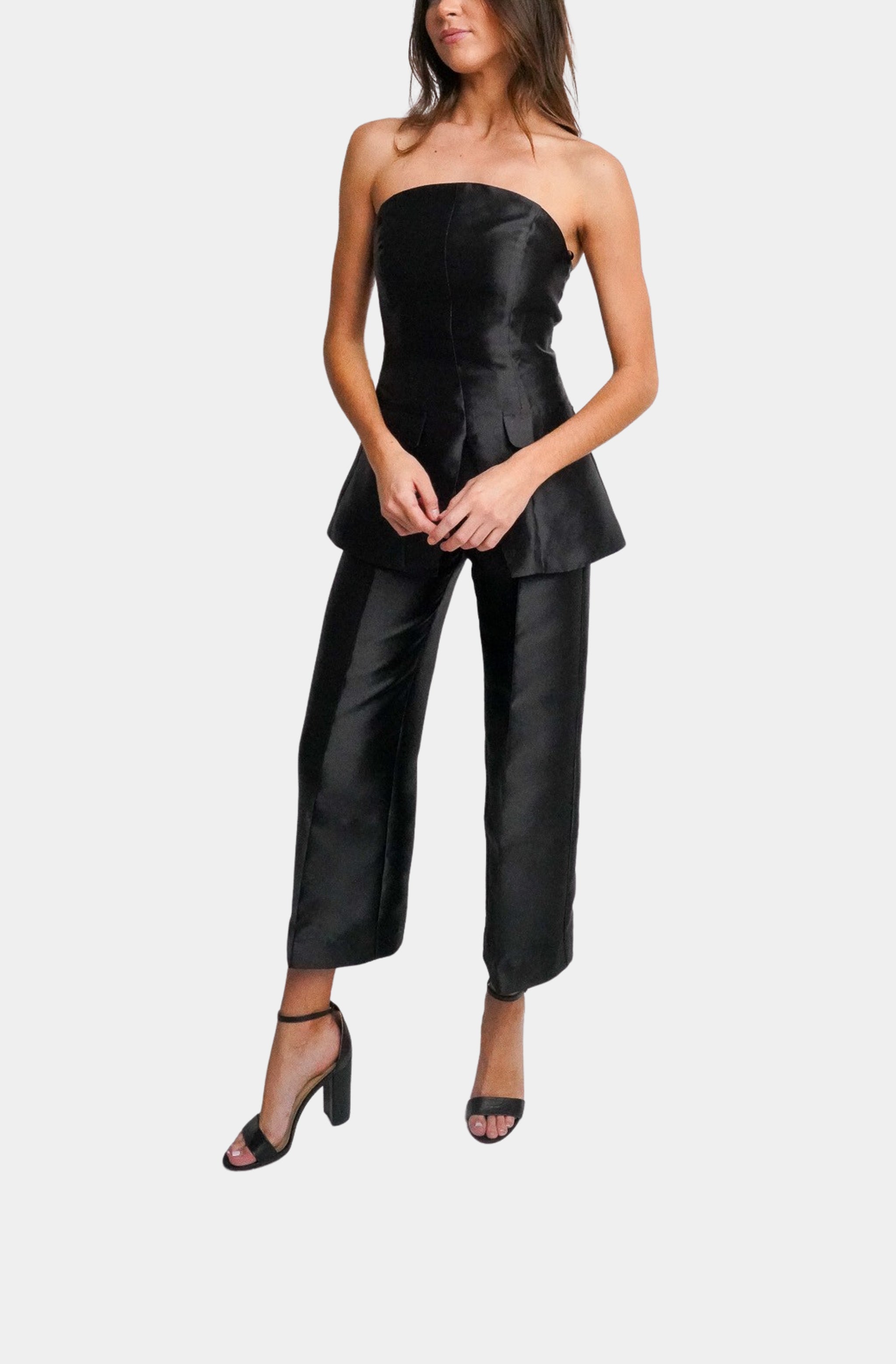 Brigitte Pant in Mikado