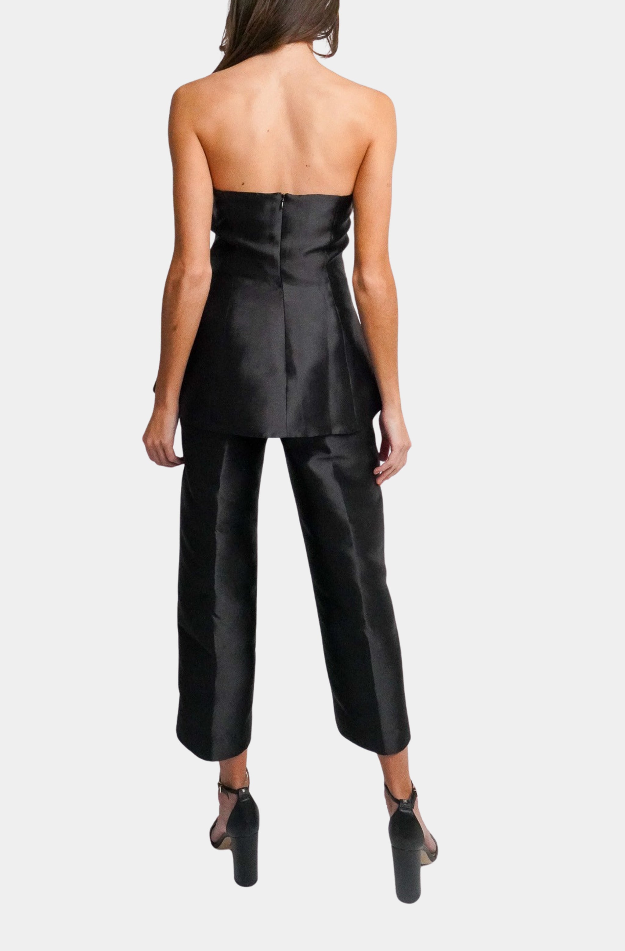 Brigitte Pant in Mikado