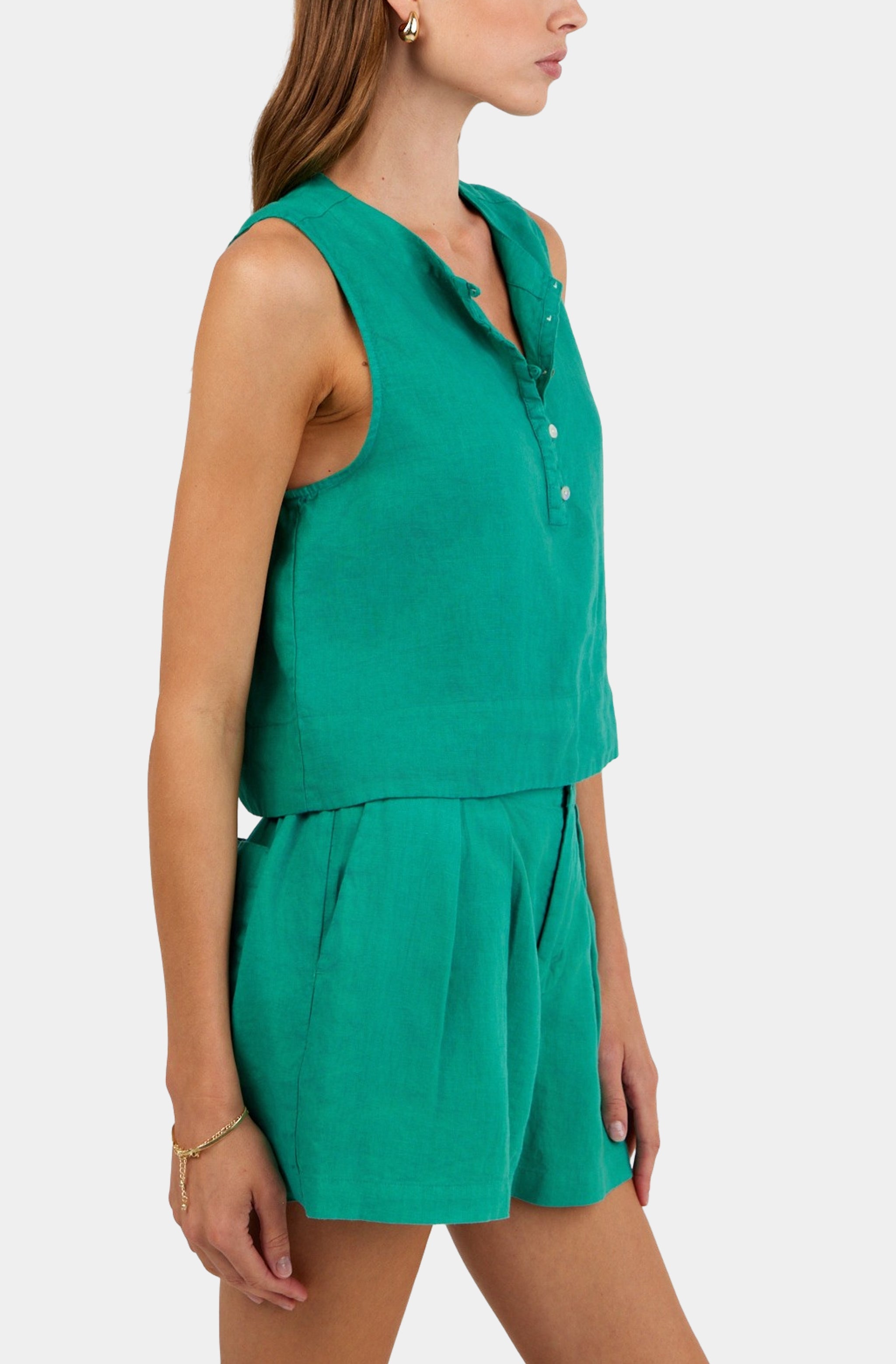 Sleeveless Half Placket Top