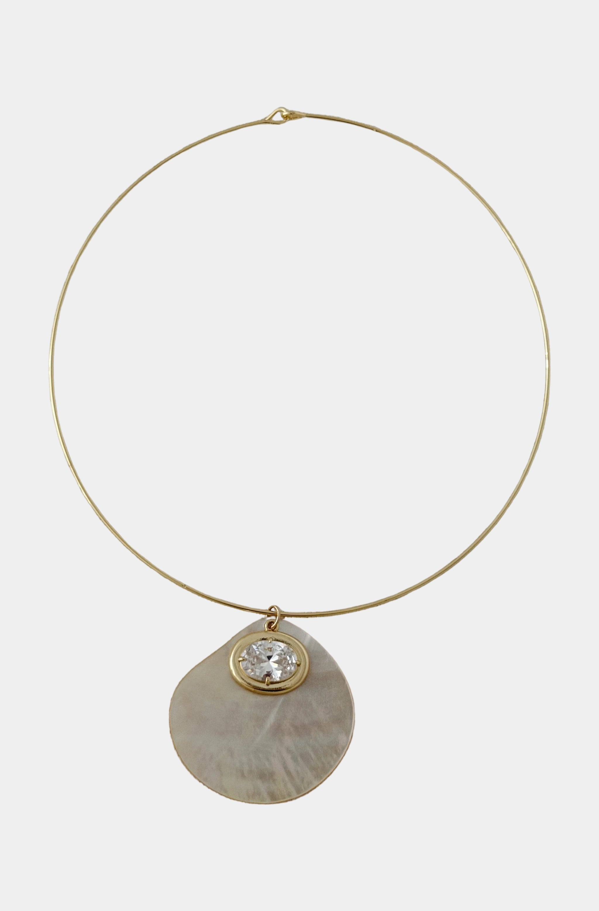Liv Shell Collar Necklace