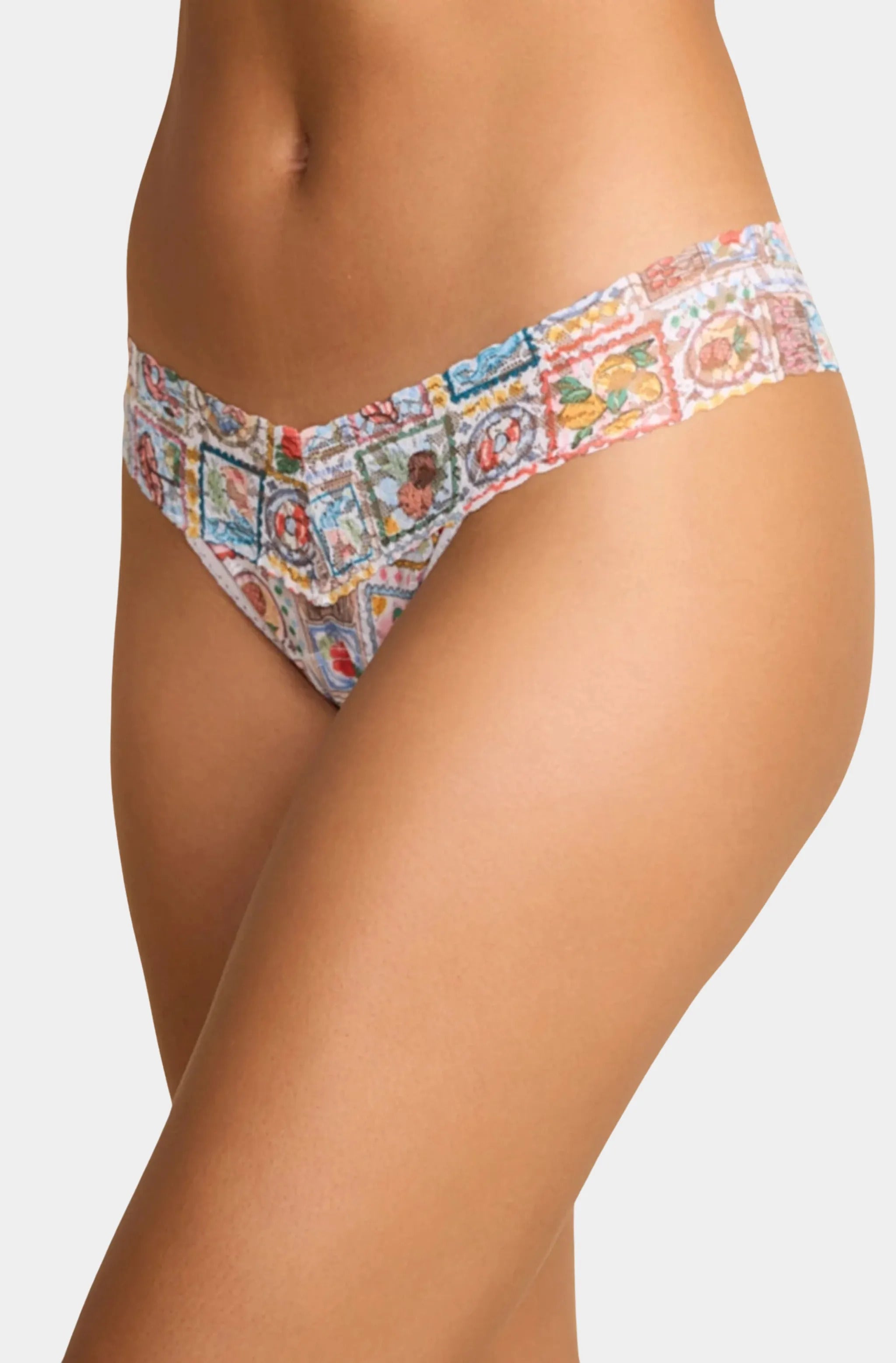 Printed Signature Lace Low Rise Thong