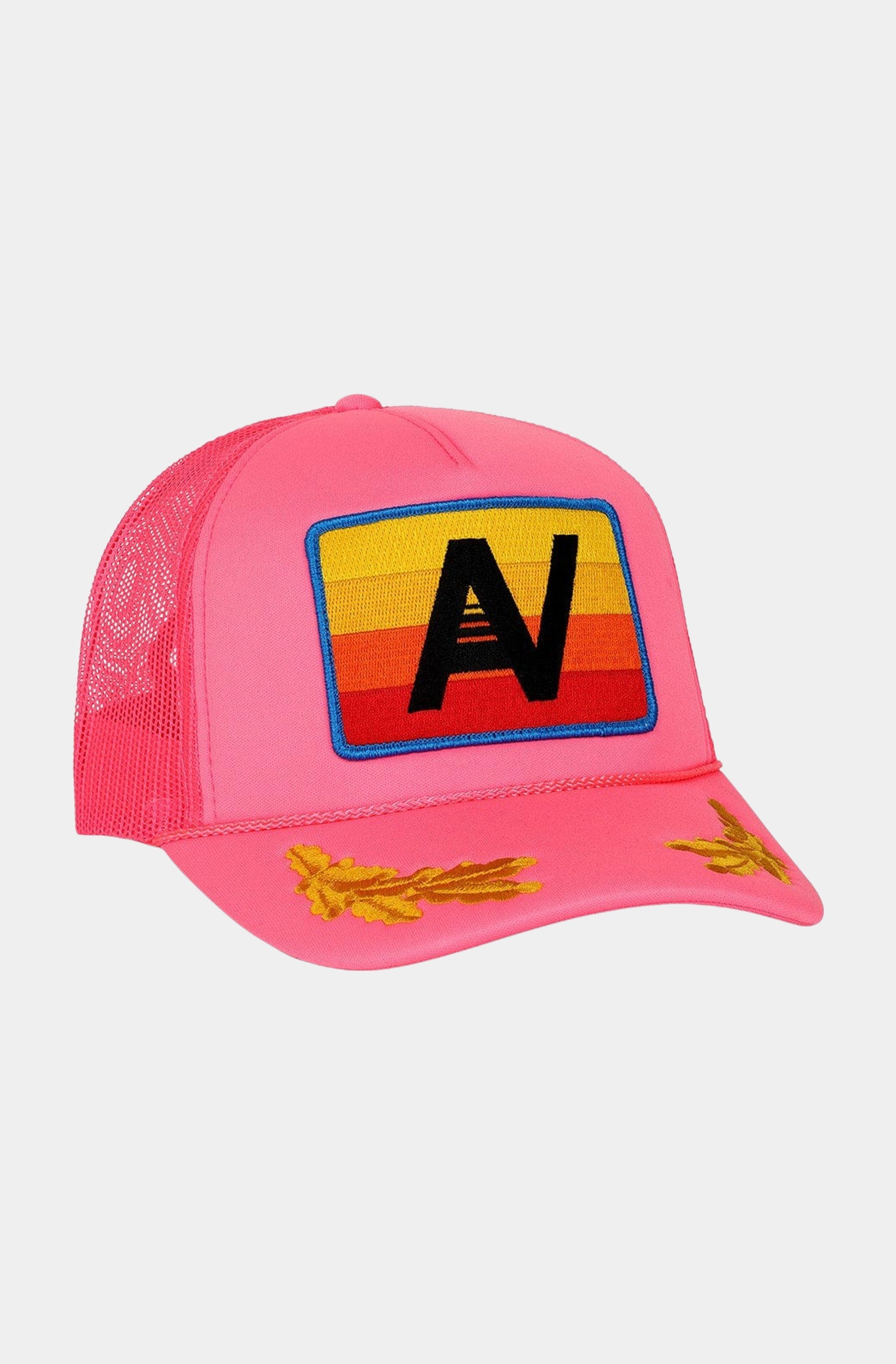 Logo Rainbow Vintage Low Rise Leaf Trucker
