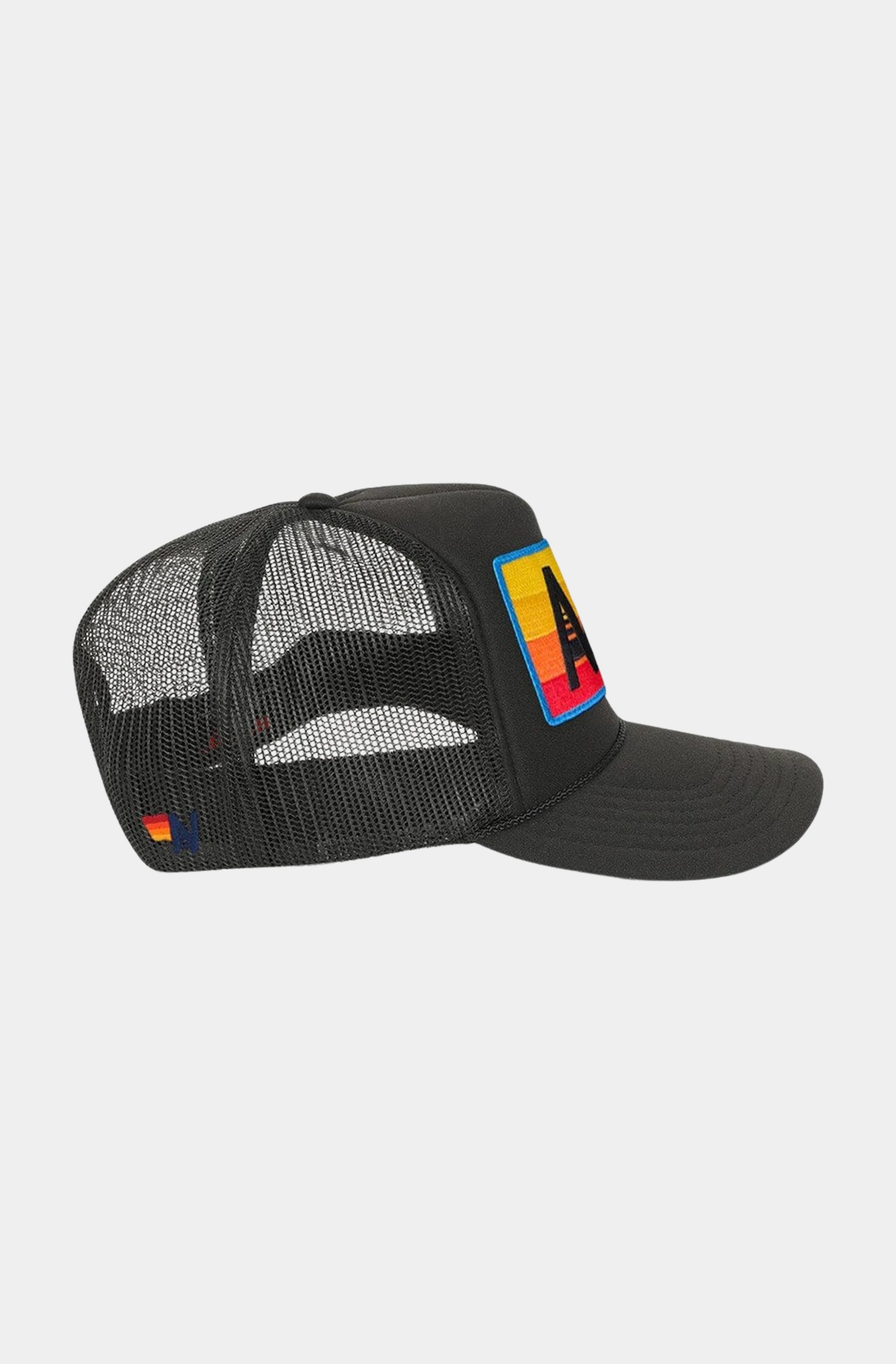 Logo Rainbow Vintage Low Rise Trucker Hat